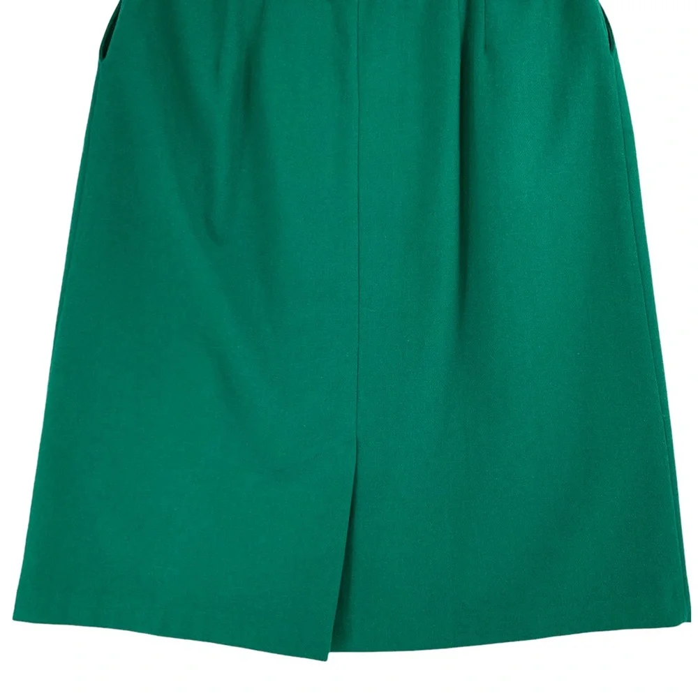 Vintage Kelly Green Wool Blend Pencil Skirt with Pockets made by TanJay Petites.
